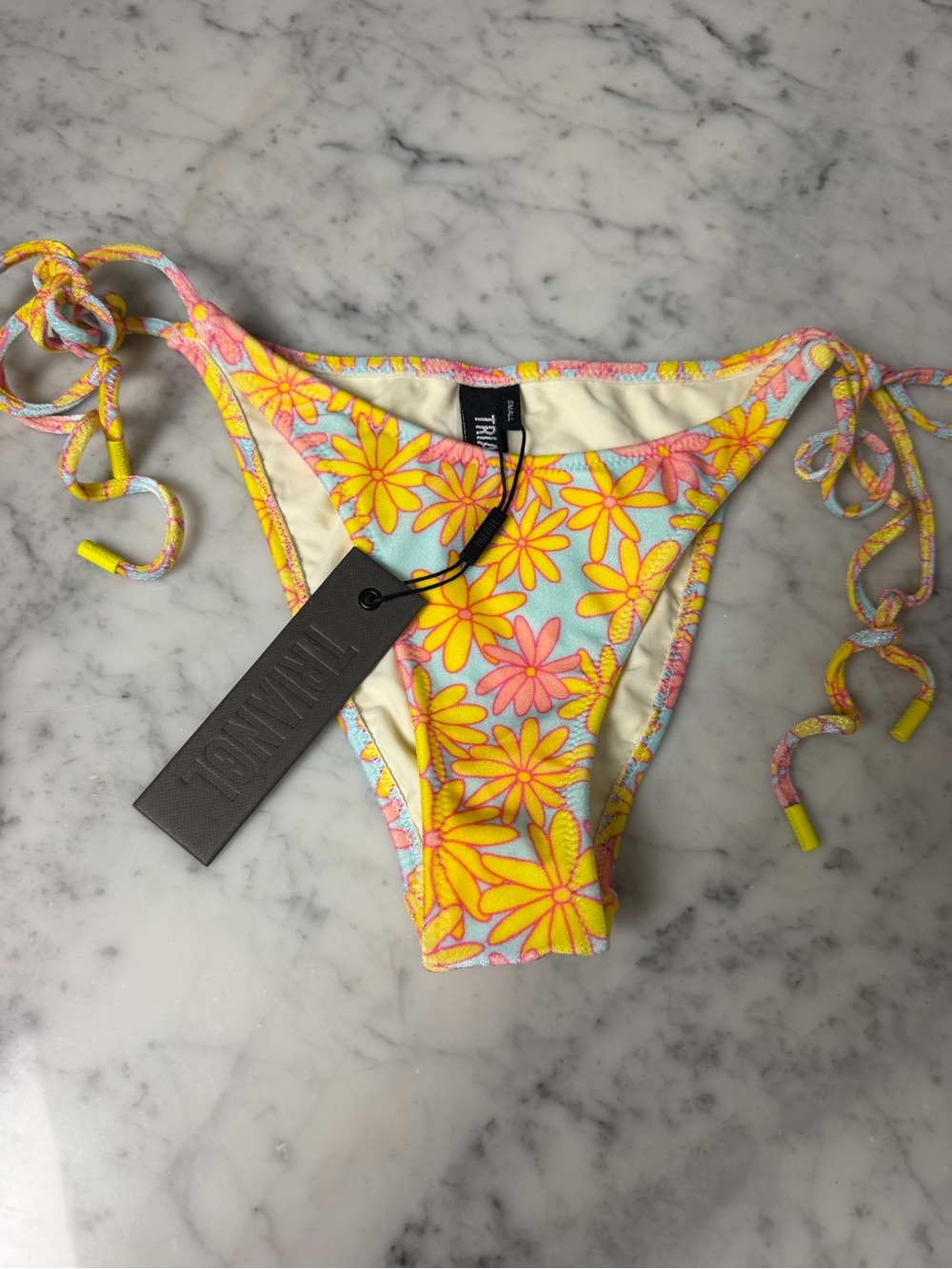 Triangl bikini Bottom - Yellow & Pink Floral